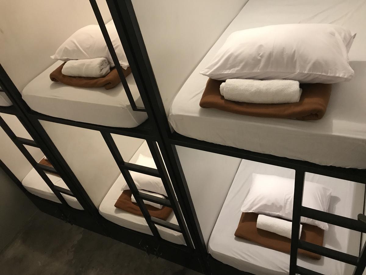 Legian Nine Dollar Hostel מראה חיצוני תמונה